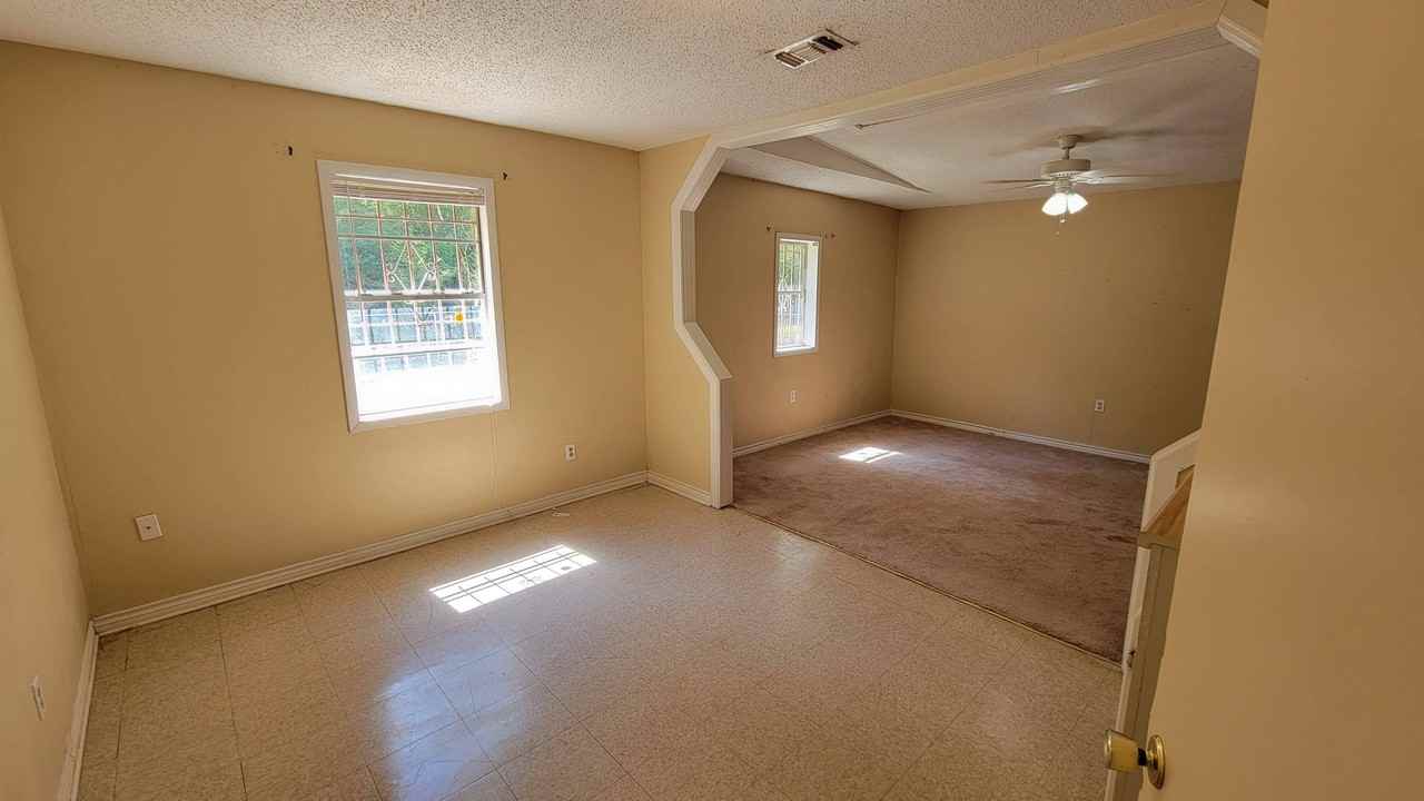 3136 Seminole Dr #1 - Photo 6 of 11