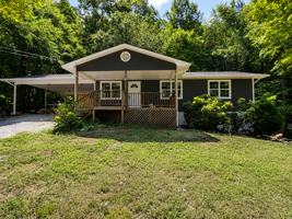 featured image of 631 Medlin Rd Nw #1