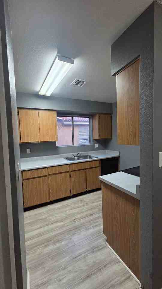 2920 E Cicero St - Photo 6 of 15