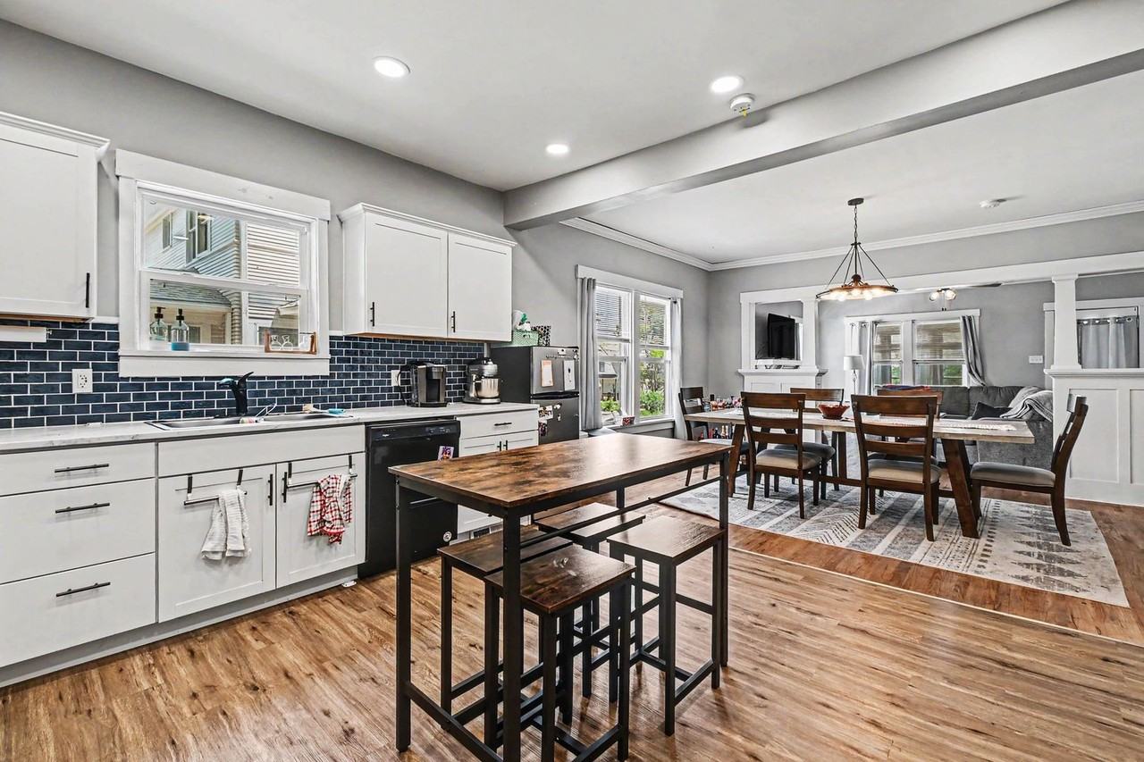 2818 N 45th St - Photo 6 of 22