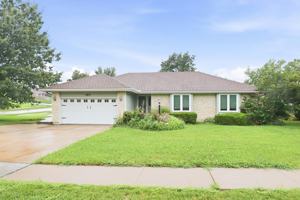 featured image of 3611 Sw Red Hawk Ct