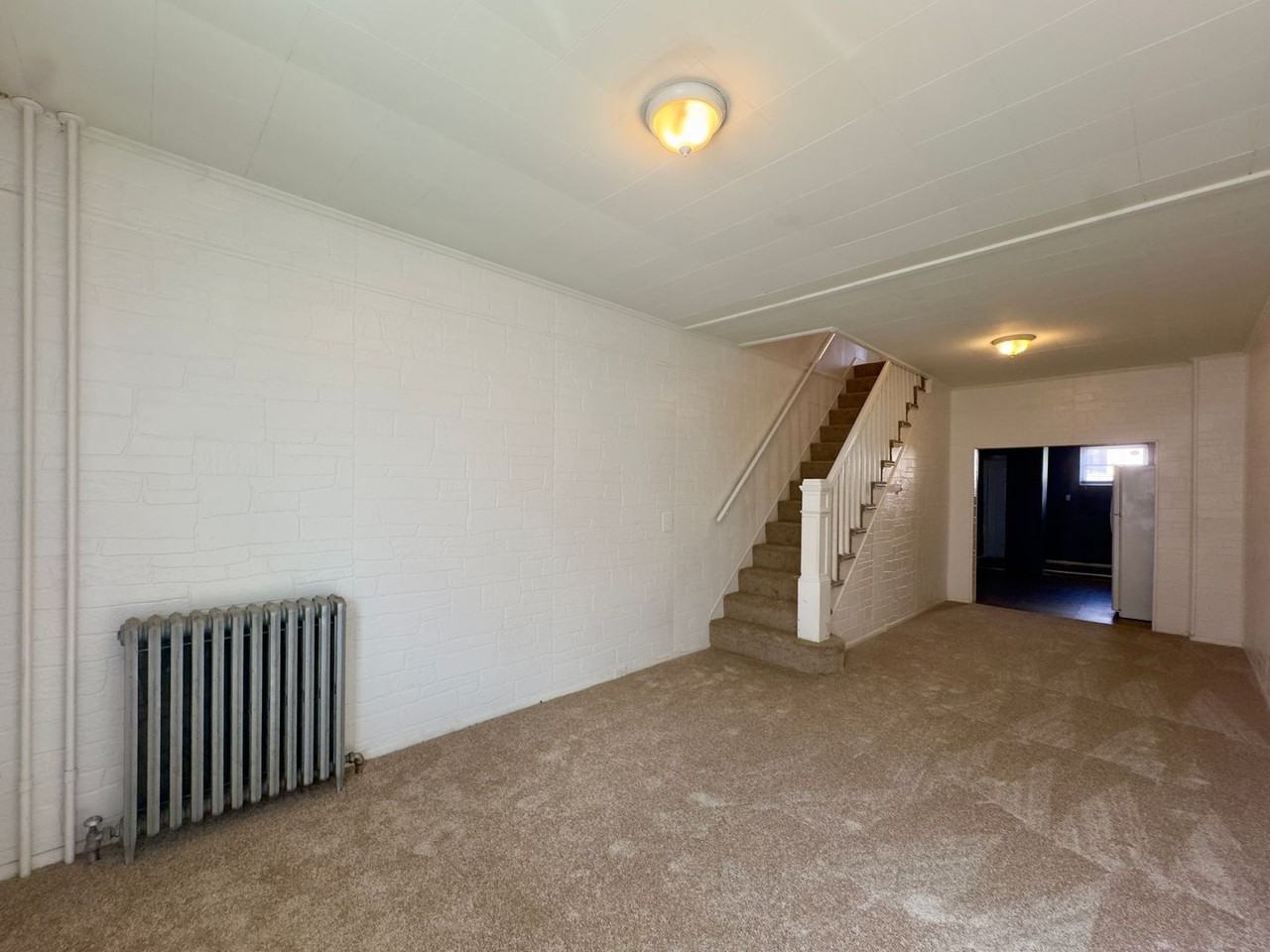 18 N Port St - Photo 4 of 17