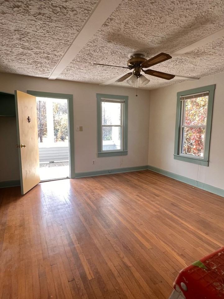 83 East St - Photo 5 of 14
