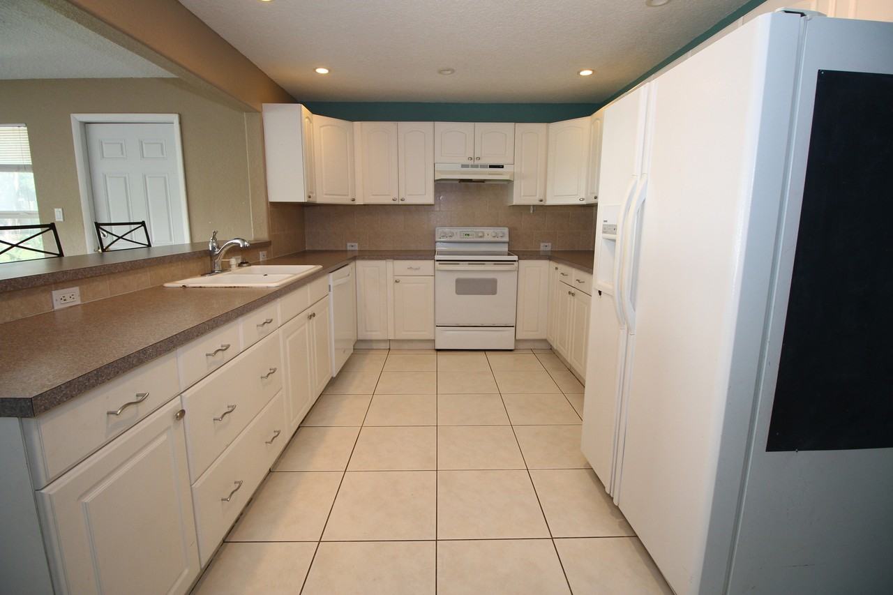 1309 Viewtop Dr - Photo 3 of 13