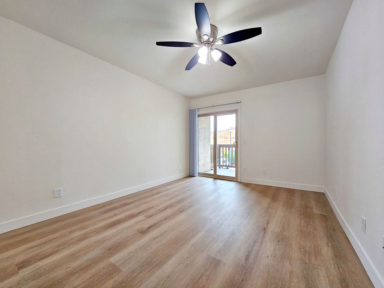 The Vine Apts - Photo 2 of 15