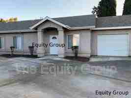 featured image of 2417 W Sunnyside Ave