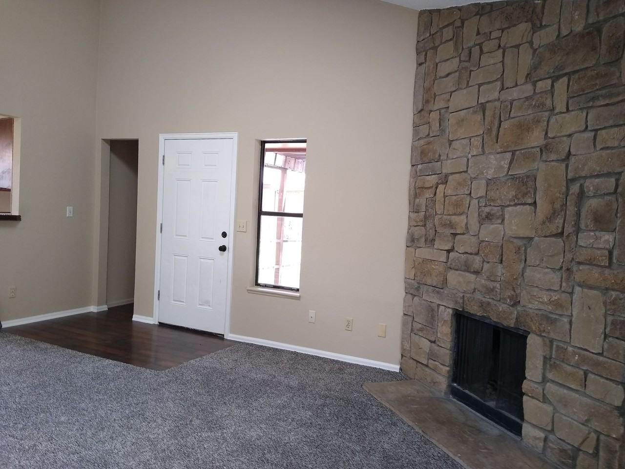 470 S Fenton St - Photo 6 of 50