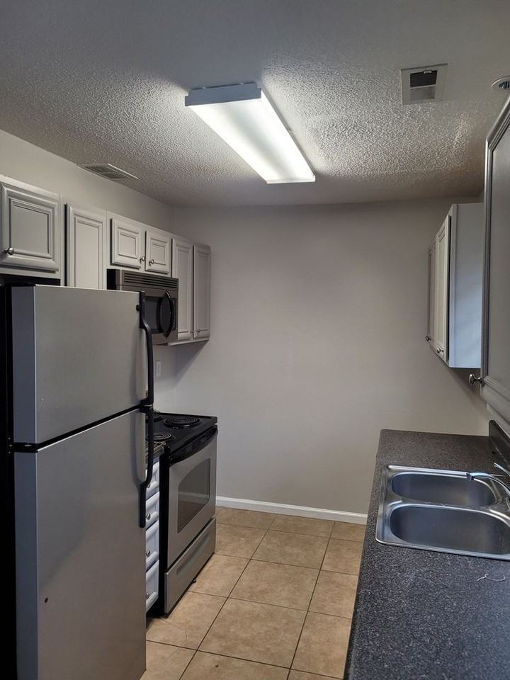2617 Berma Ct - Photo 2 of 5