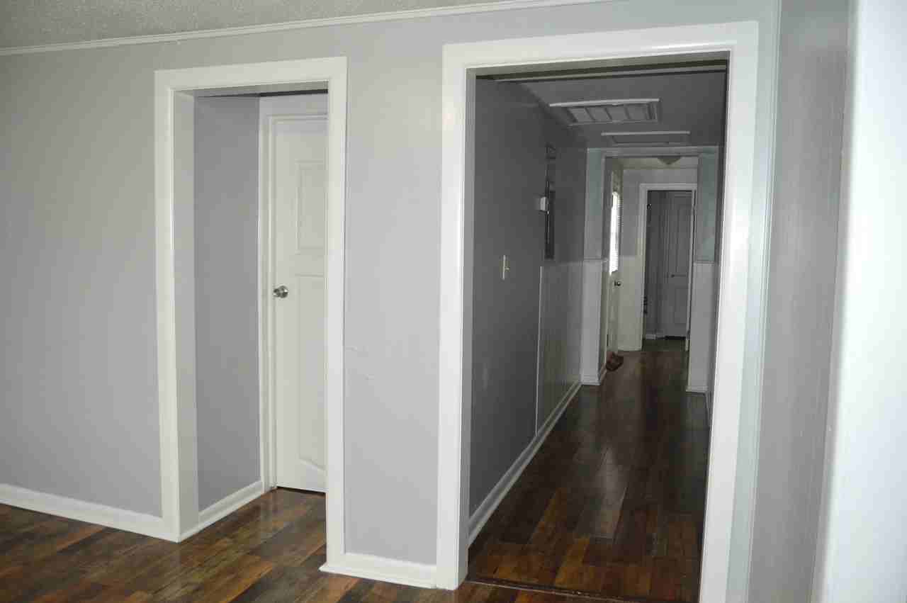 2010 Morgan Ave Sw - Photo 4 of 19