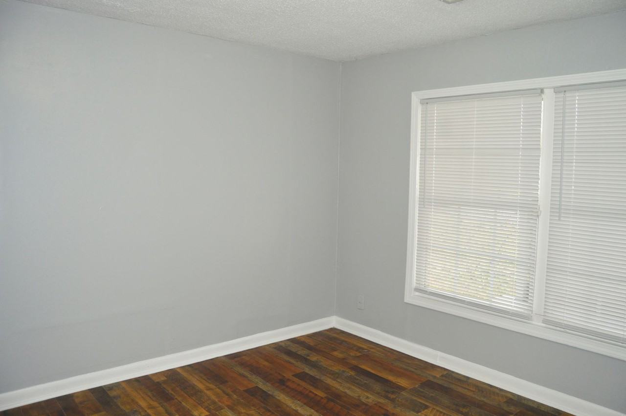 2010 Morgan Ave Sw - Photo 5 of 19