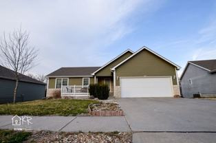 631 Tall Grass Dr - Photo 1 of 1