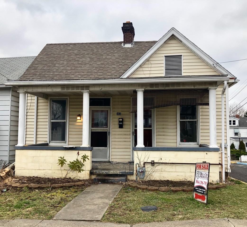 353 Green St - Photo 2 of 10