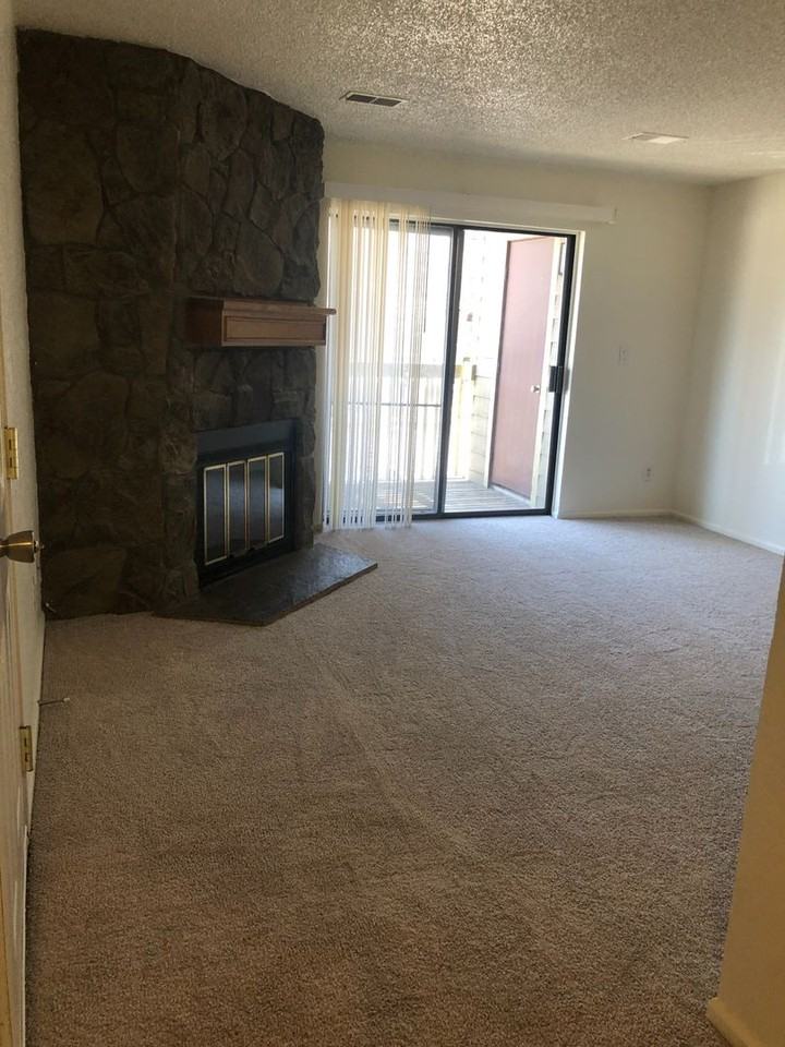 6385 Oak St #201 - Photo 3 of 11