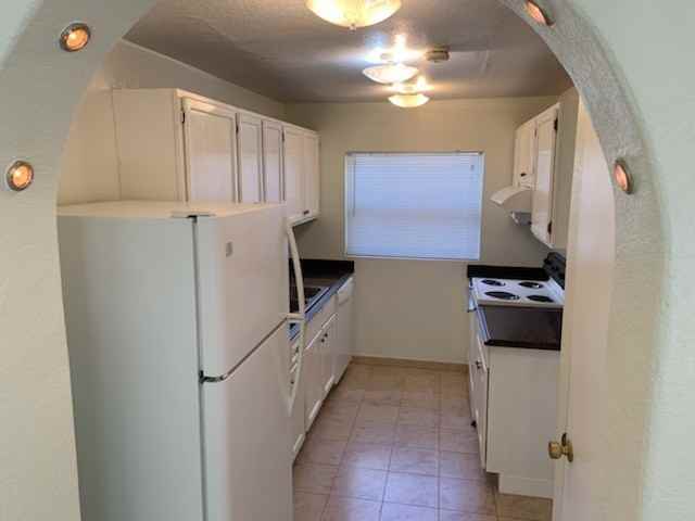 5425 Genoa Ln - Photo 6 of 19