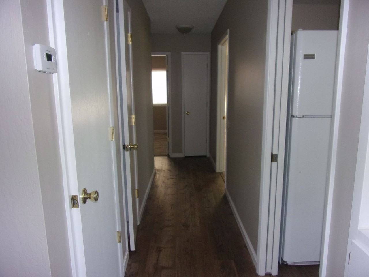 178 Rainier Cir - Photo 5 of 15