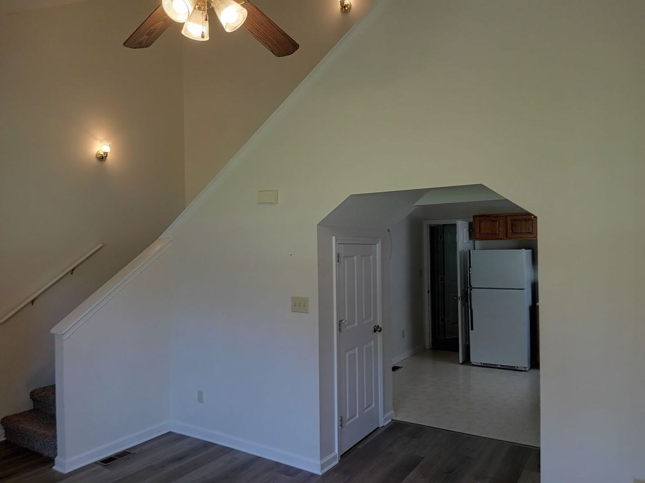 104 Majestic Dr #2 - Photo 3 of 20