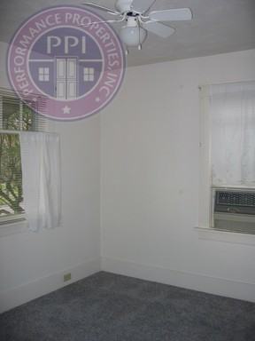 3018 Ne 43rd Ave - Photo 5 of 11