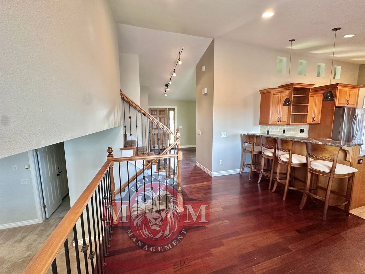 12128 S Woodridge Rd - Photo 7 of 50