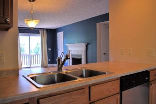 415 Oaktree Blvd - Photo 1 of 1