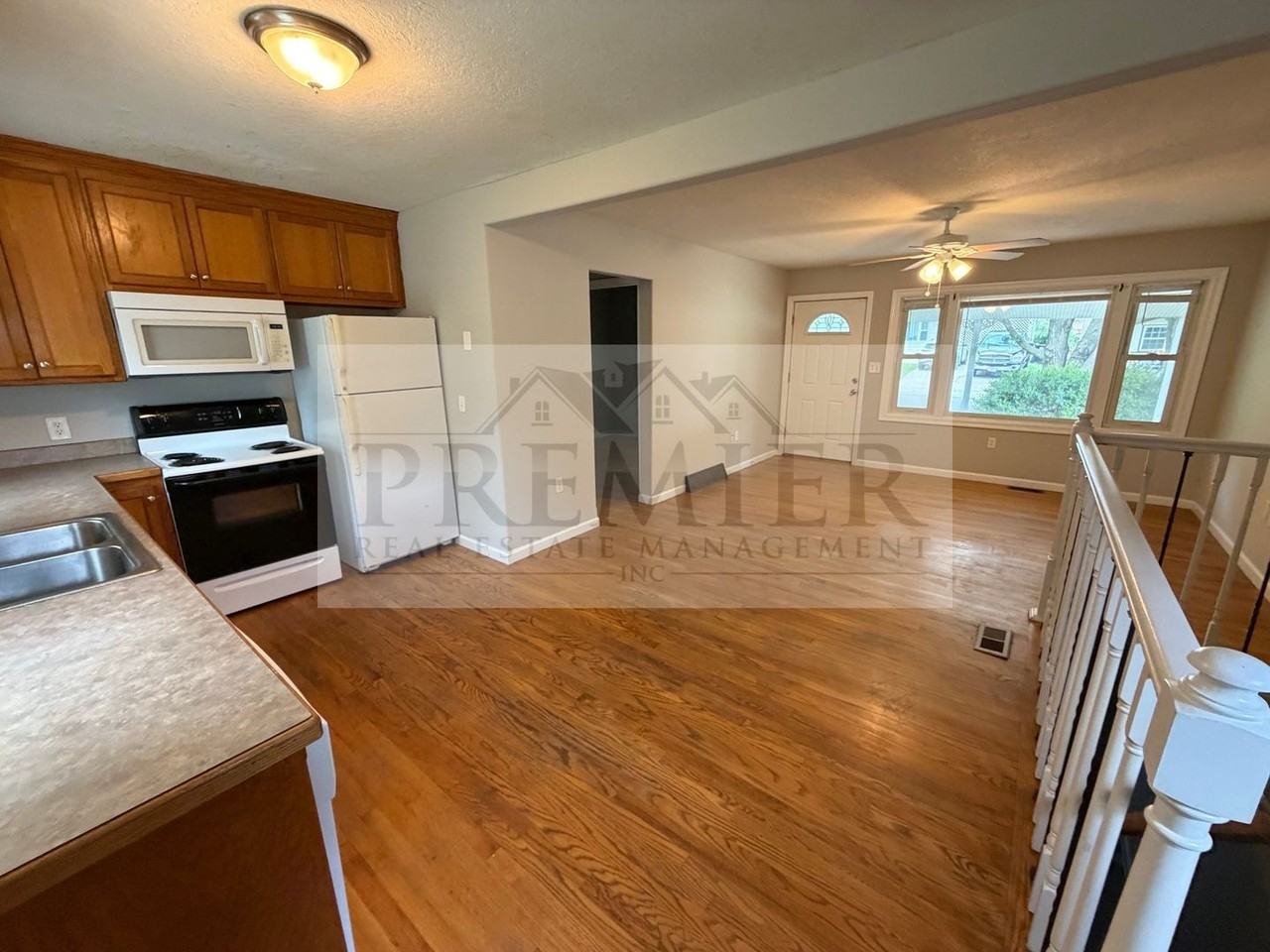 504 N Westwood Dr - Photo 6 of 22