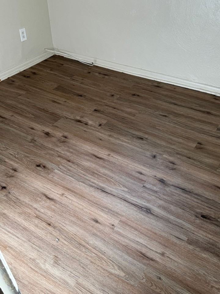 221 Remus Ln - Photo 4 of 12