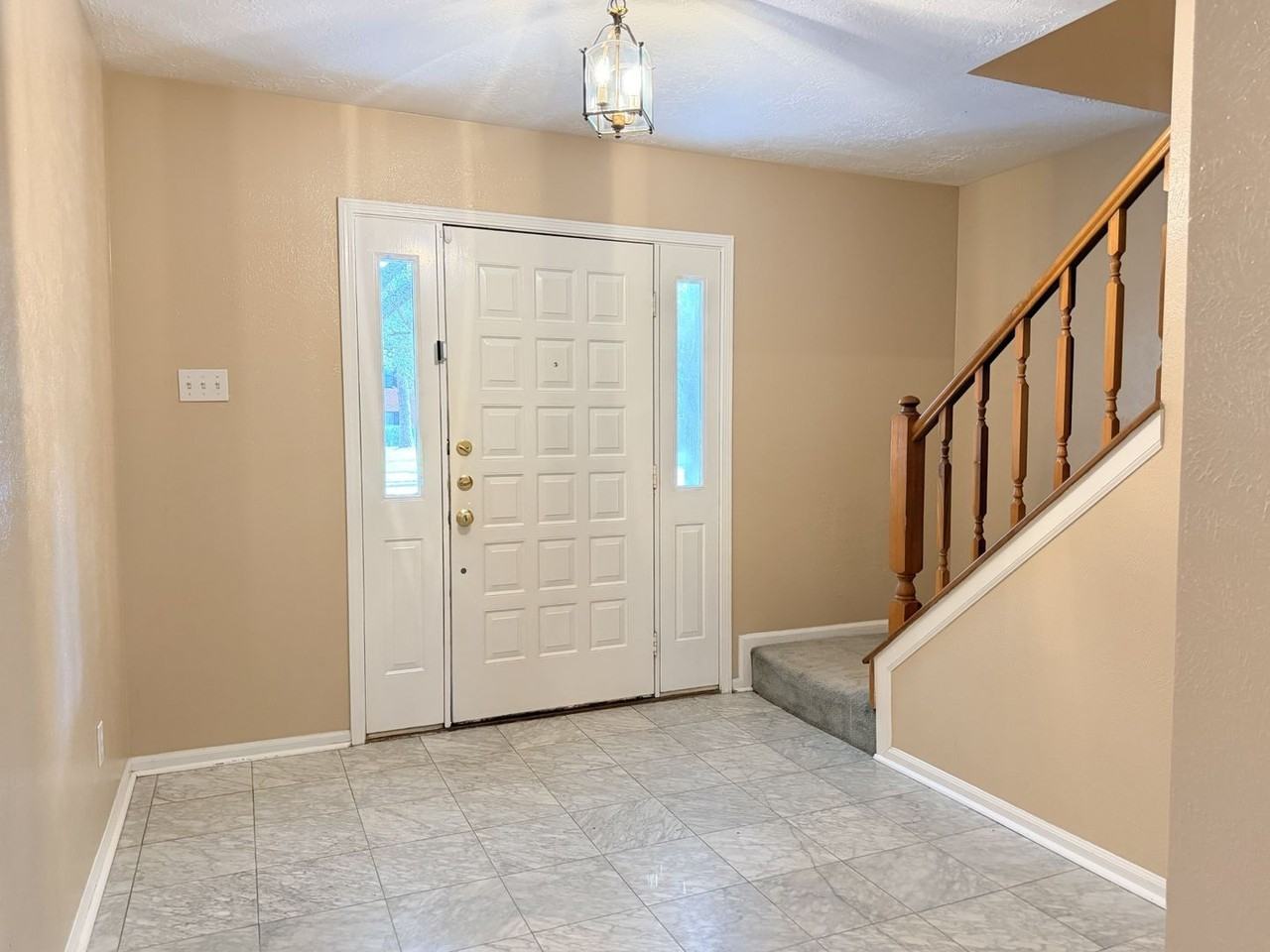 16042 Pinyon Creek Dr - Photo 4 of 30