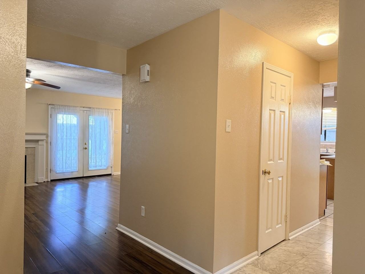 16042 Pinyon Creek Dr - Photo 5 of 30