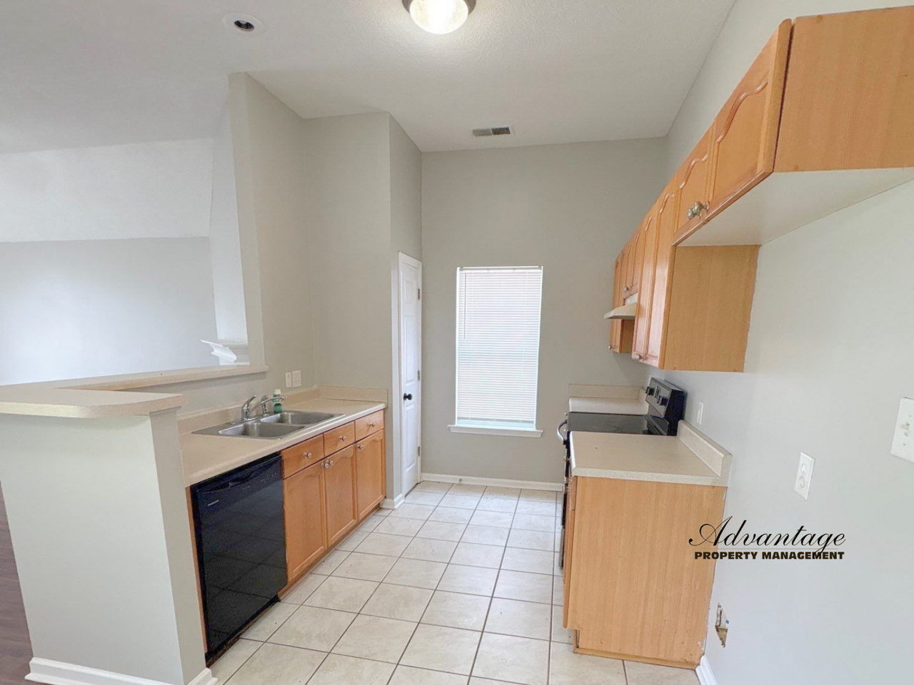 6888 Wrigley Dr - Photo 6 of 19