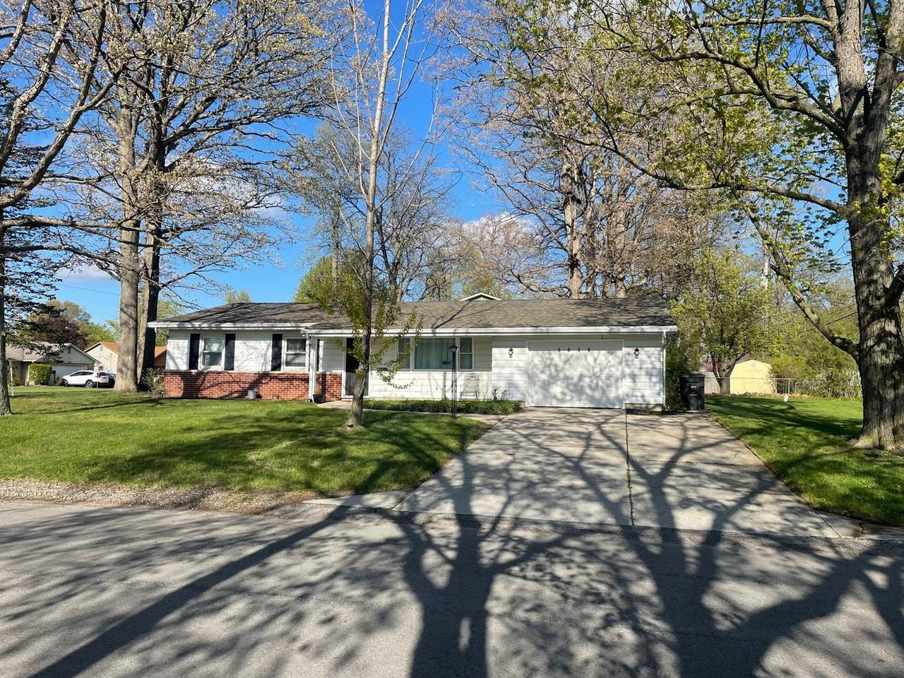 3020 Beacon St - Photo 2 of 21
