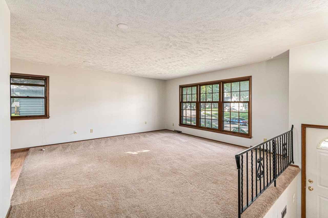 7208 Pine Dr - Photo 4 of 15