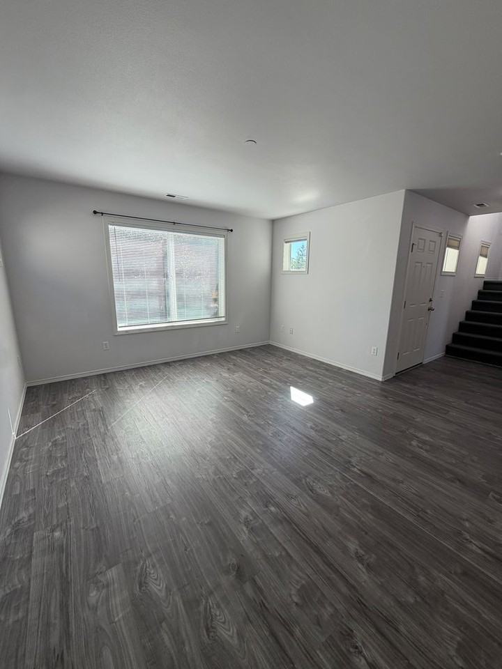 3091 Walker Rd - Photo 5 of 25