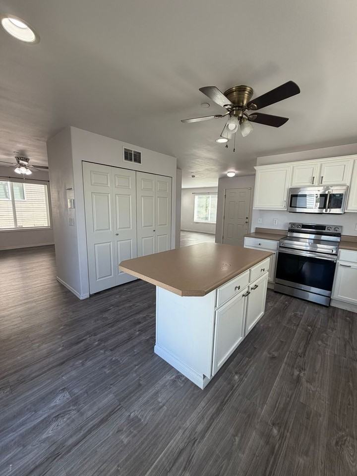 3091 Walker Rd - Photo 7 of 25