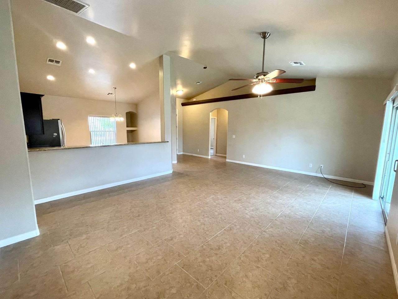 3276 Duvall Ave - Photo 6 of 37