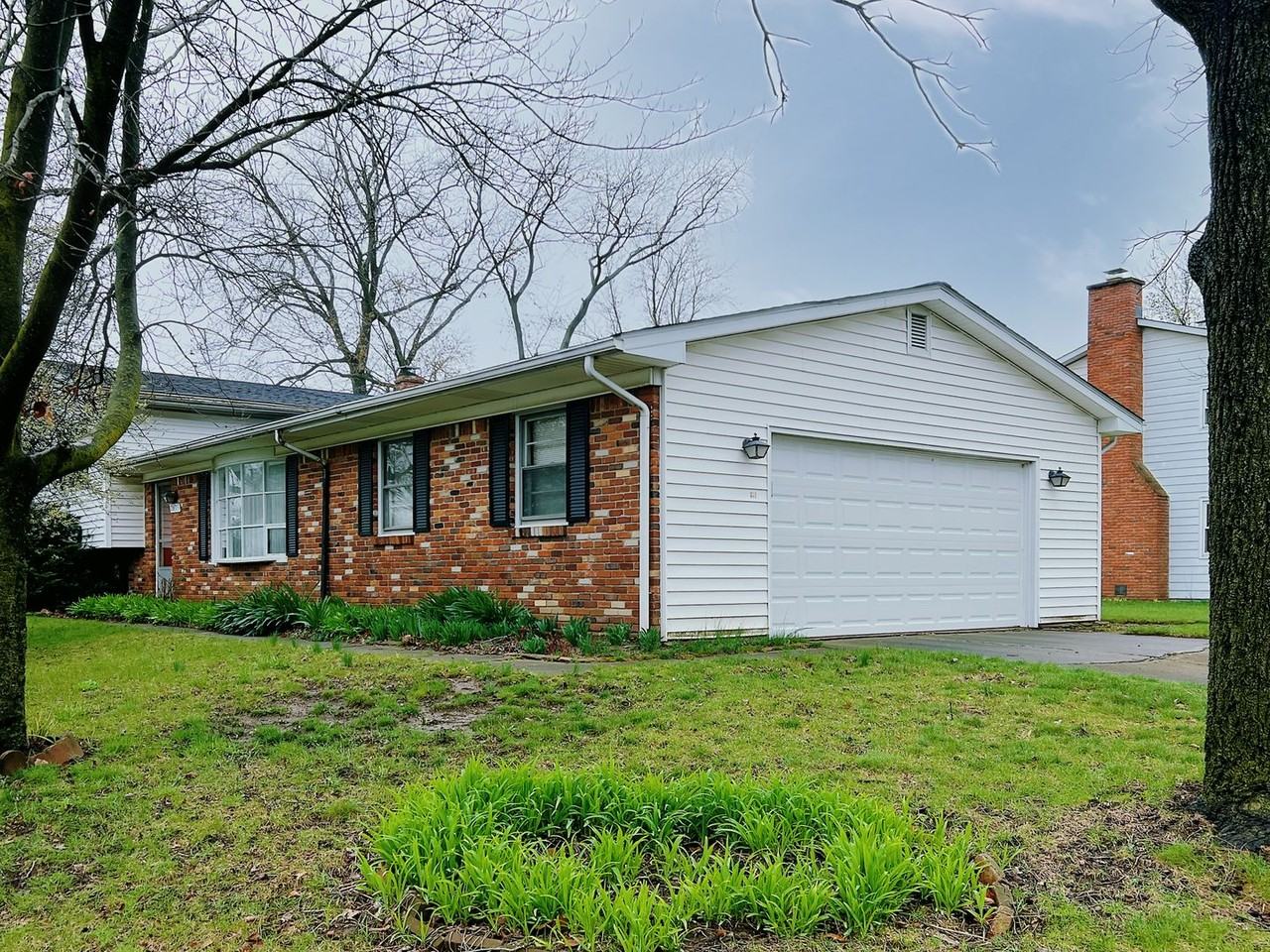 2635 Covington St - Photo 2 of 13
