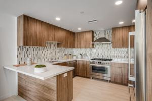 featured image of 1021 S Shenandoah St