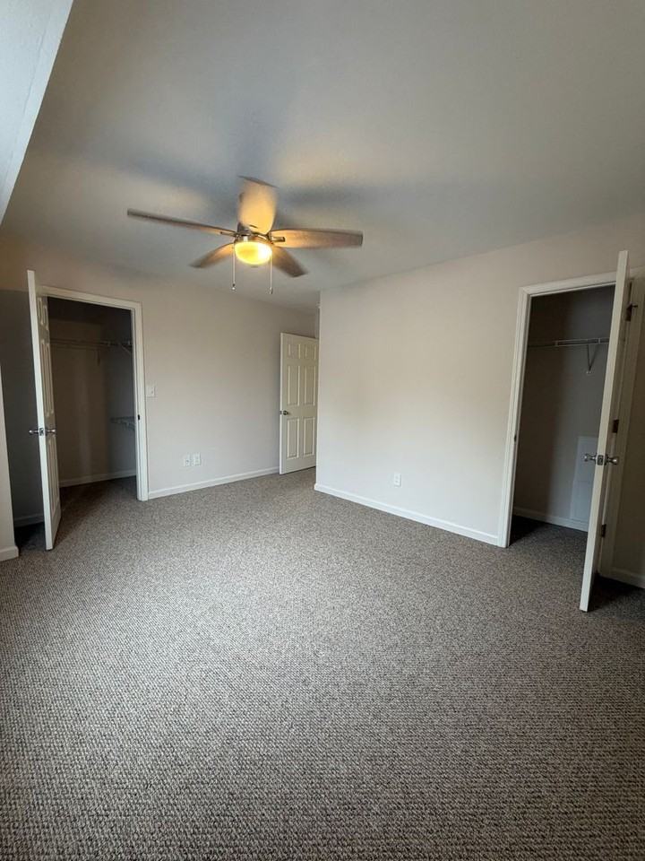 9 Ivy Ct - Photo 7 of 7