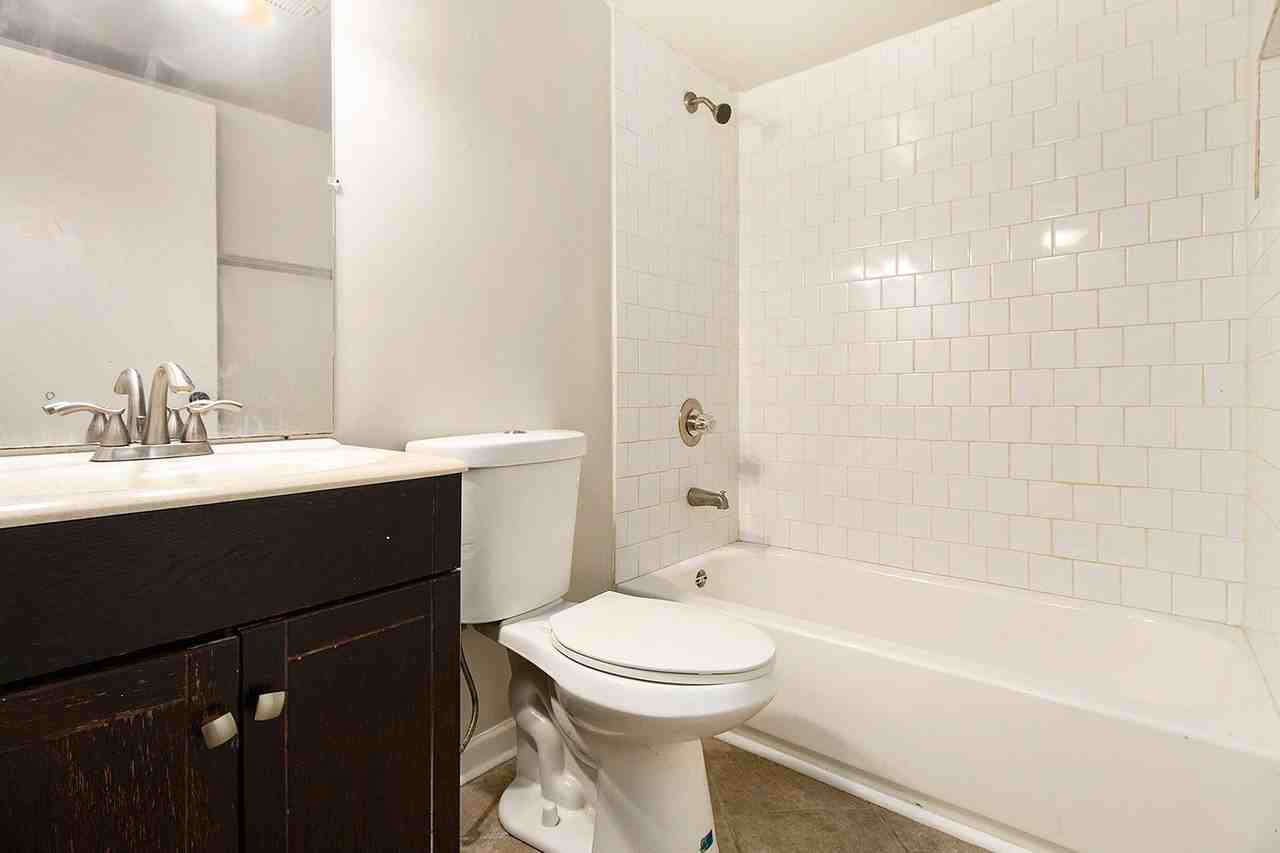 776 Azalia St Sw - Photo 4 of 7