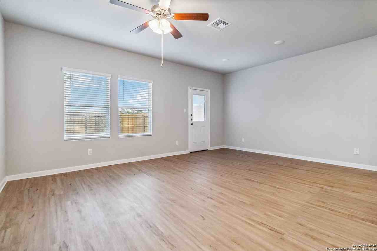 3908 3908 Abbott Pass St. #101 - Photo 7 of 26