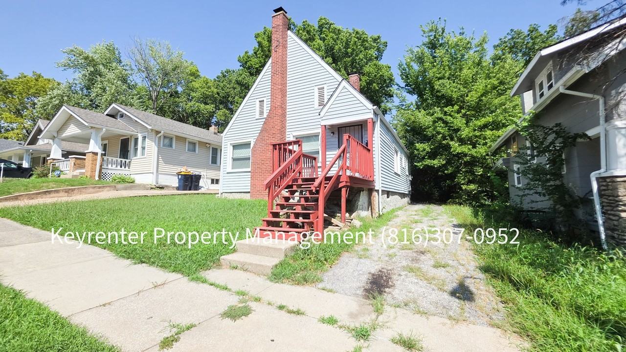 3921 Myrtle Ave - Photo 2 of 18