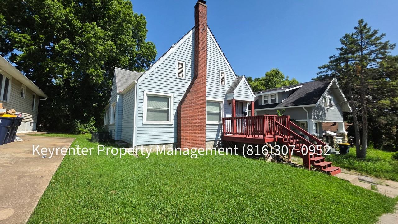 3921 Myrtle Ave - Photo 3 of 18