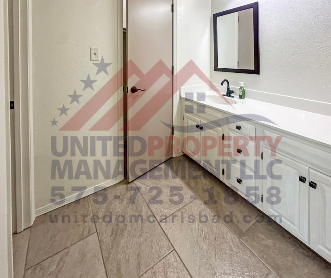 805 Merion Dr - Photo 5 of 10