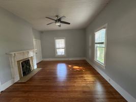 featured image of 918 Franklin St #2