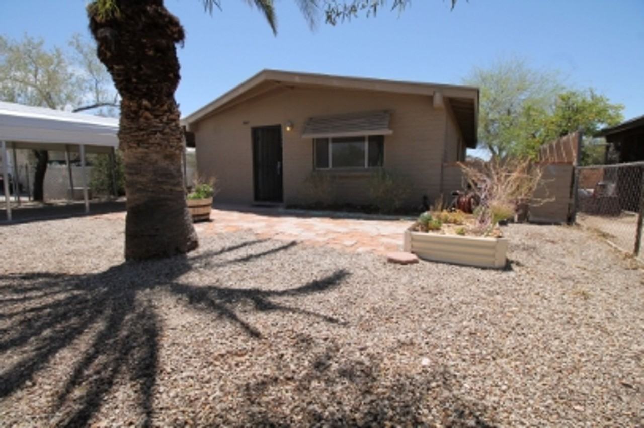 2665 N Leah Pl - Photo 6 of 23