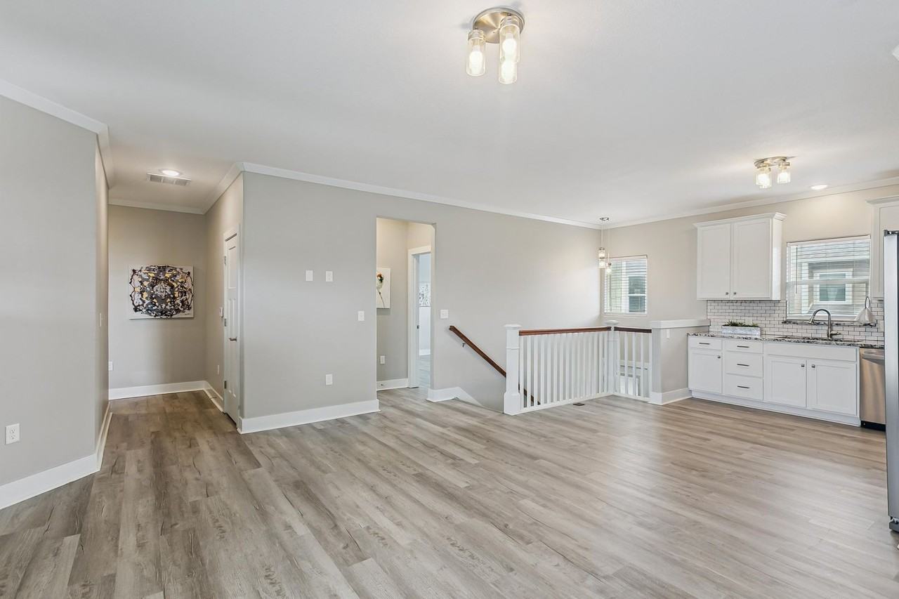 331 331 N 127th St. N #506 - Photo 3 of 24