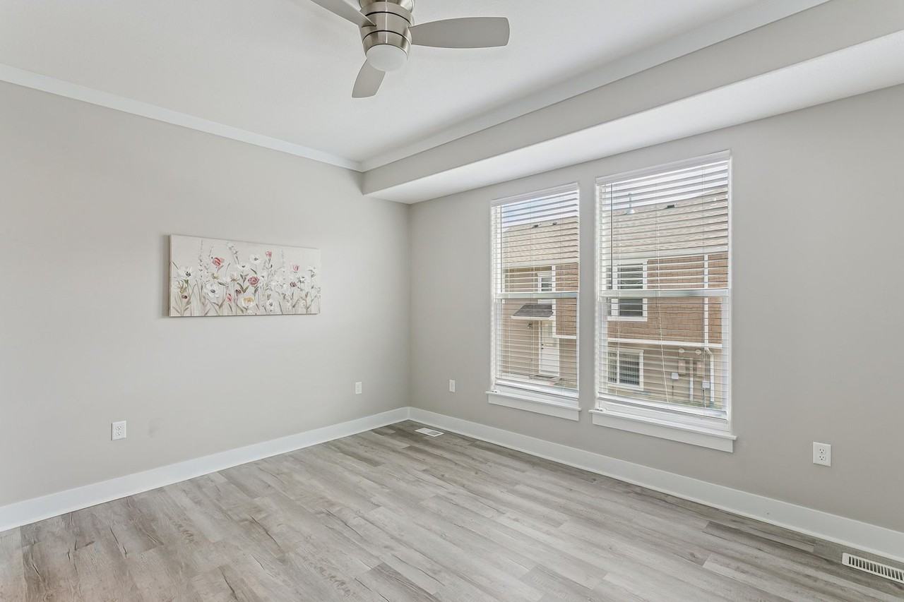 331 331 N 127th St. N #506 - Photo 7 of 24