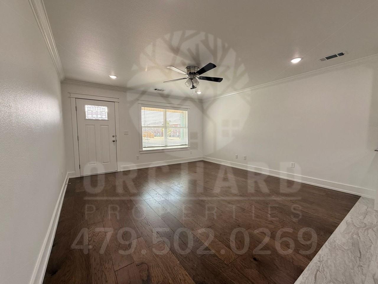 1903 E. Brookview Drive - Photo 5 of 18