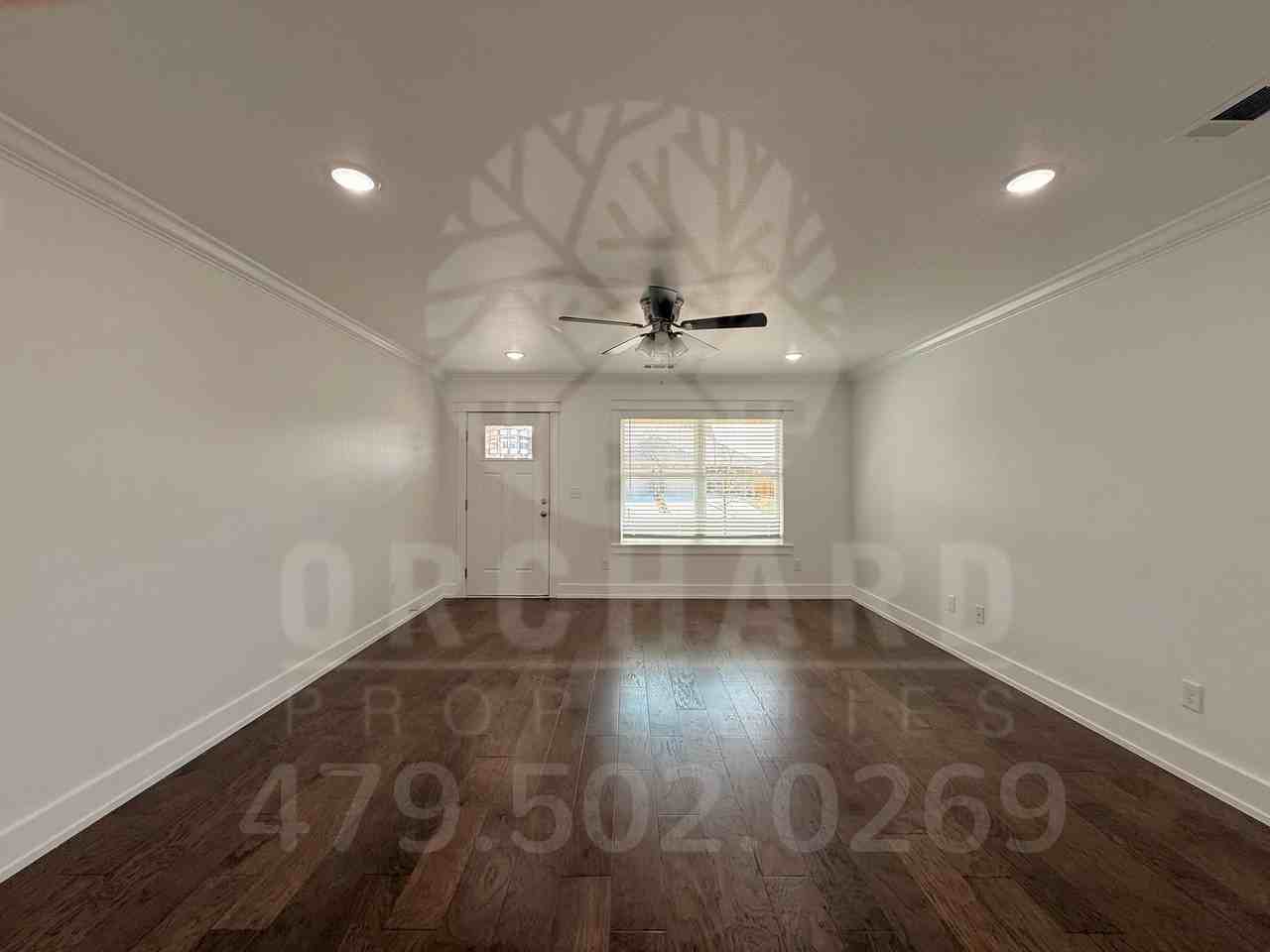 1903 E. Brookview Drive - Photo 7 of 18