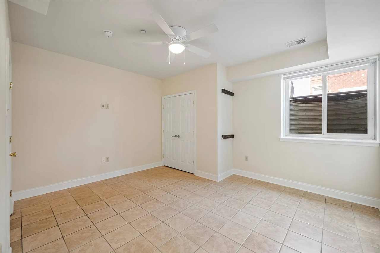 1916 N 18th St - Photo 6 of 32