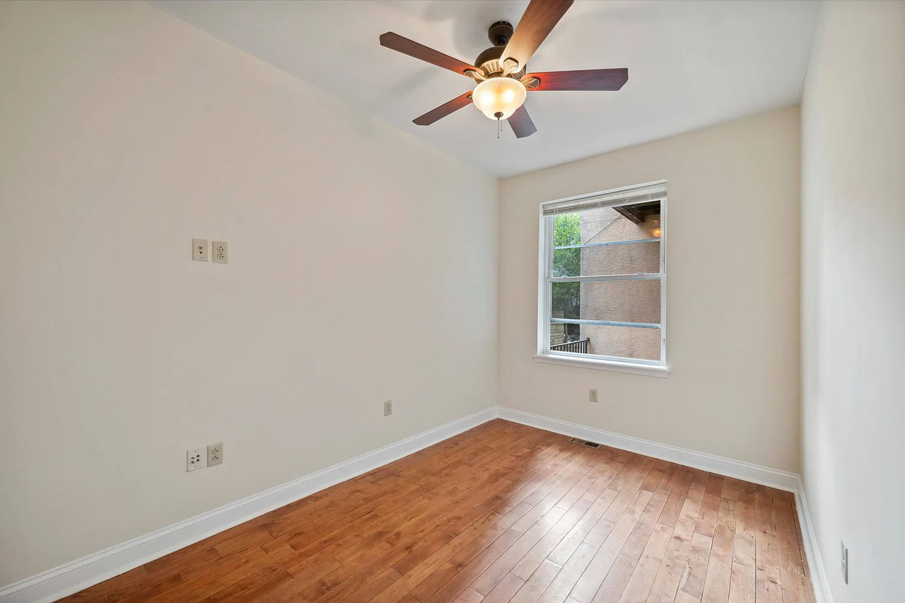 1916 N 18th St - Photo 7 of 32