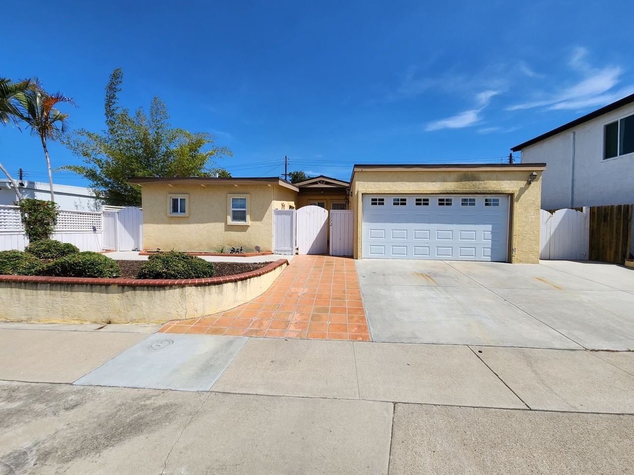 3772 Crete St - Photo 2 of 15